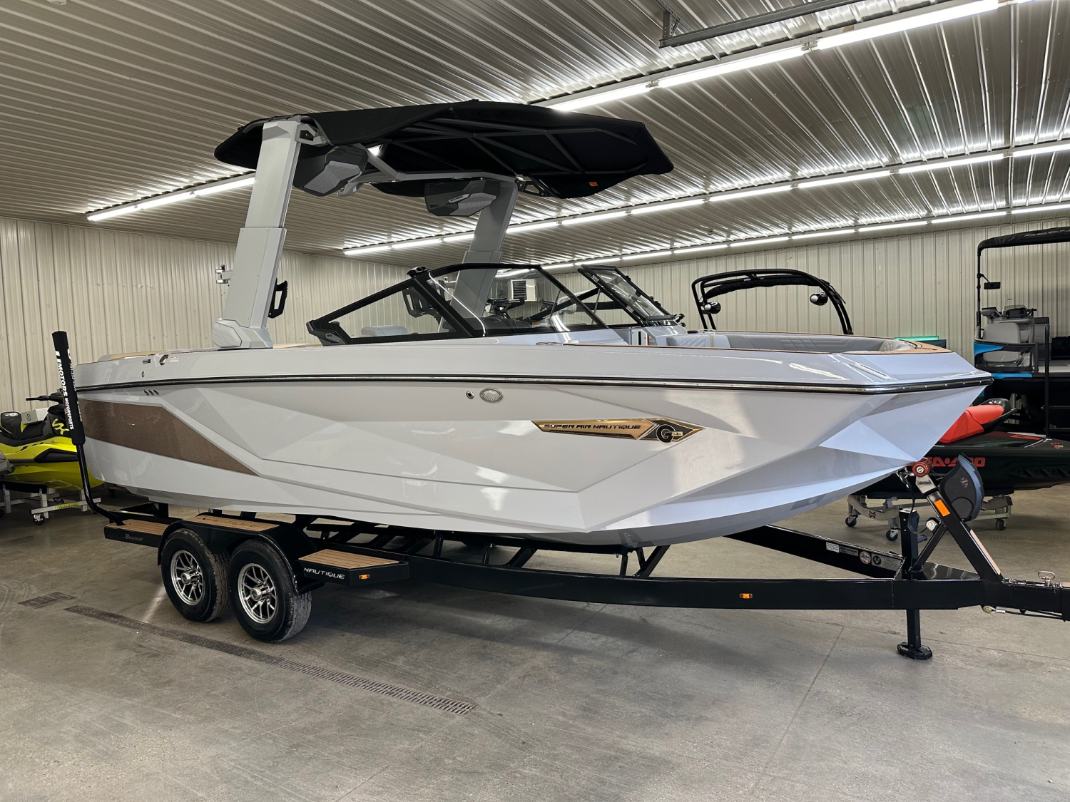 2024 Nautique G23