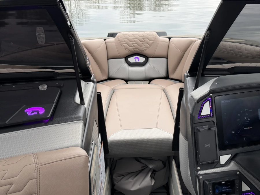 2025 Centurion Boats Ri265 for sale in MOORESVILLE, North Carolina