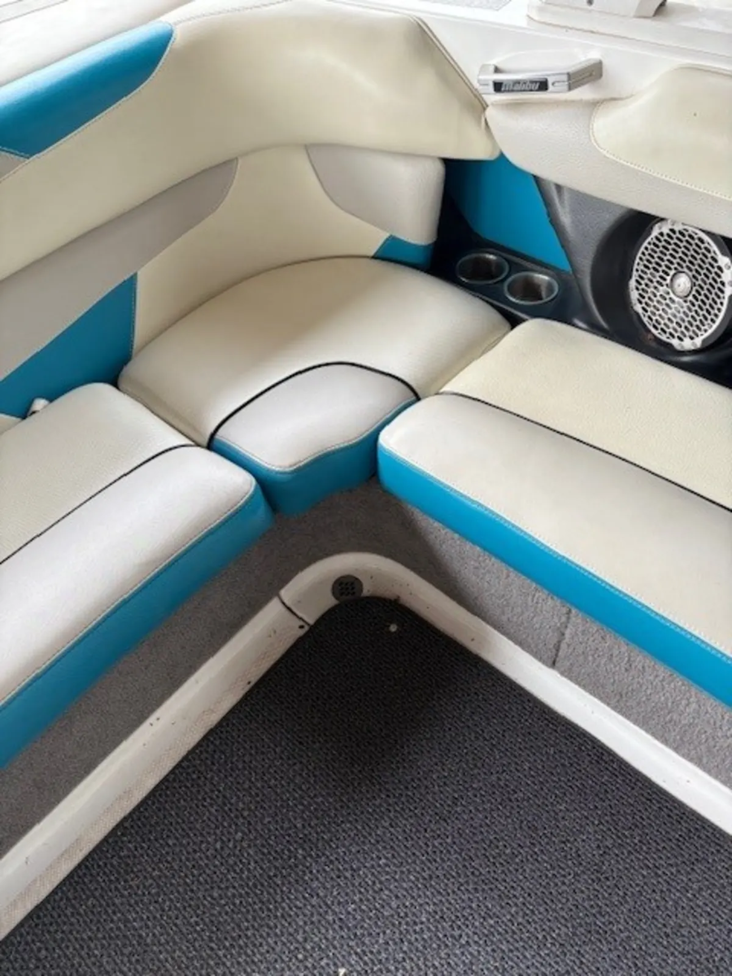 2015 Malibu Boats Wakesetter VLX