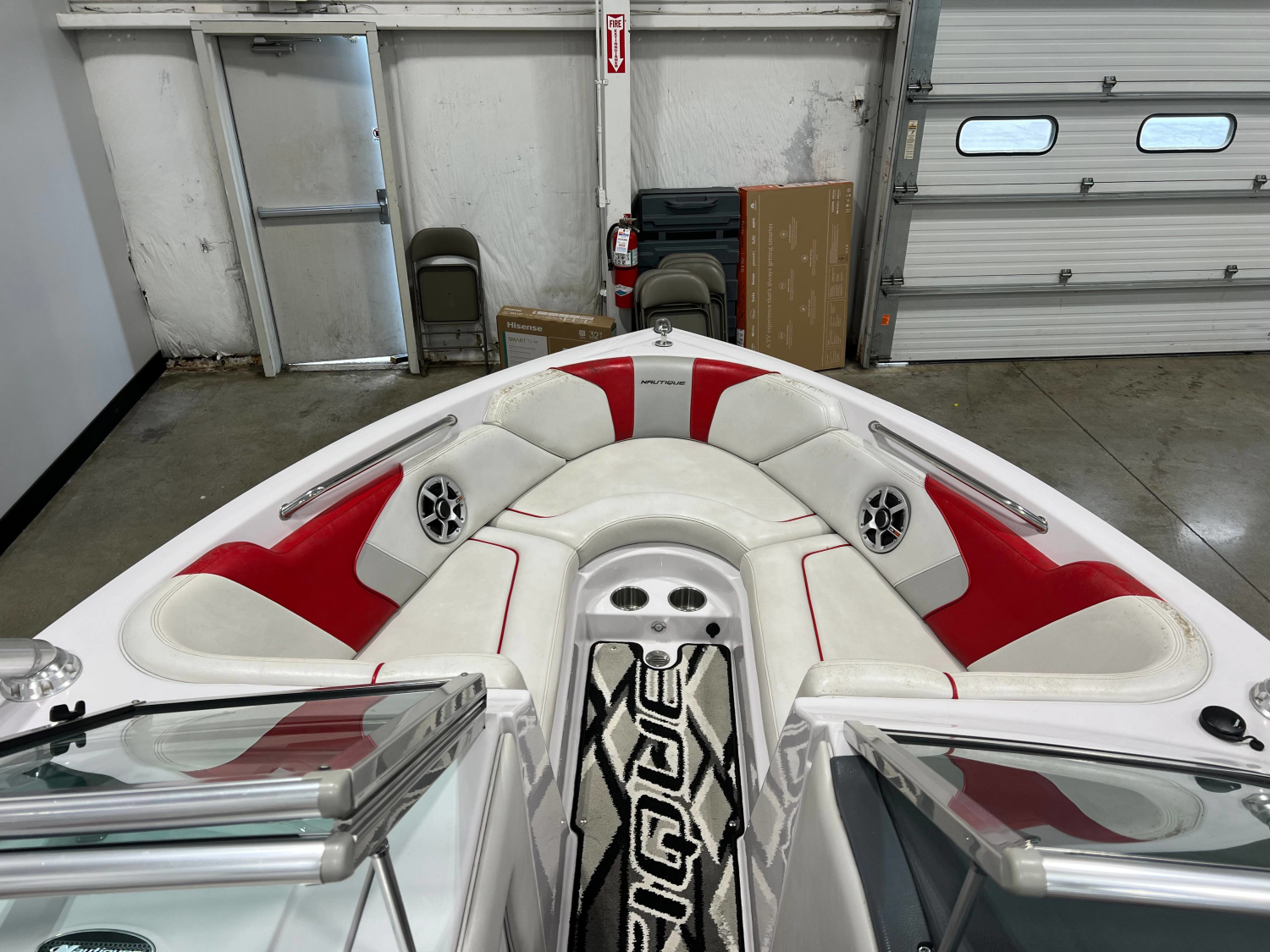 2008 Nautique 230