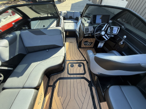 2018 Malibu Boats Wakesetter 23 LSV for sale in Fontana, Wisconsin