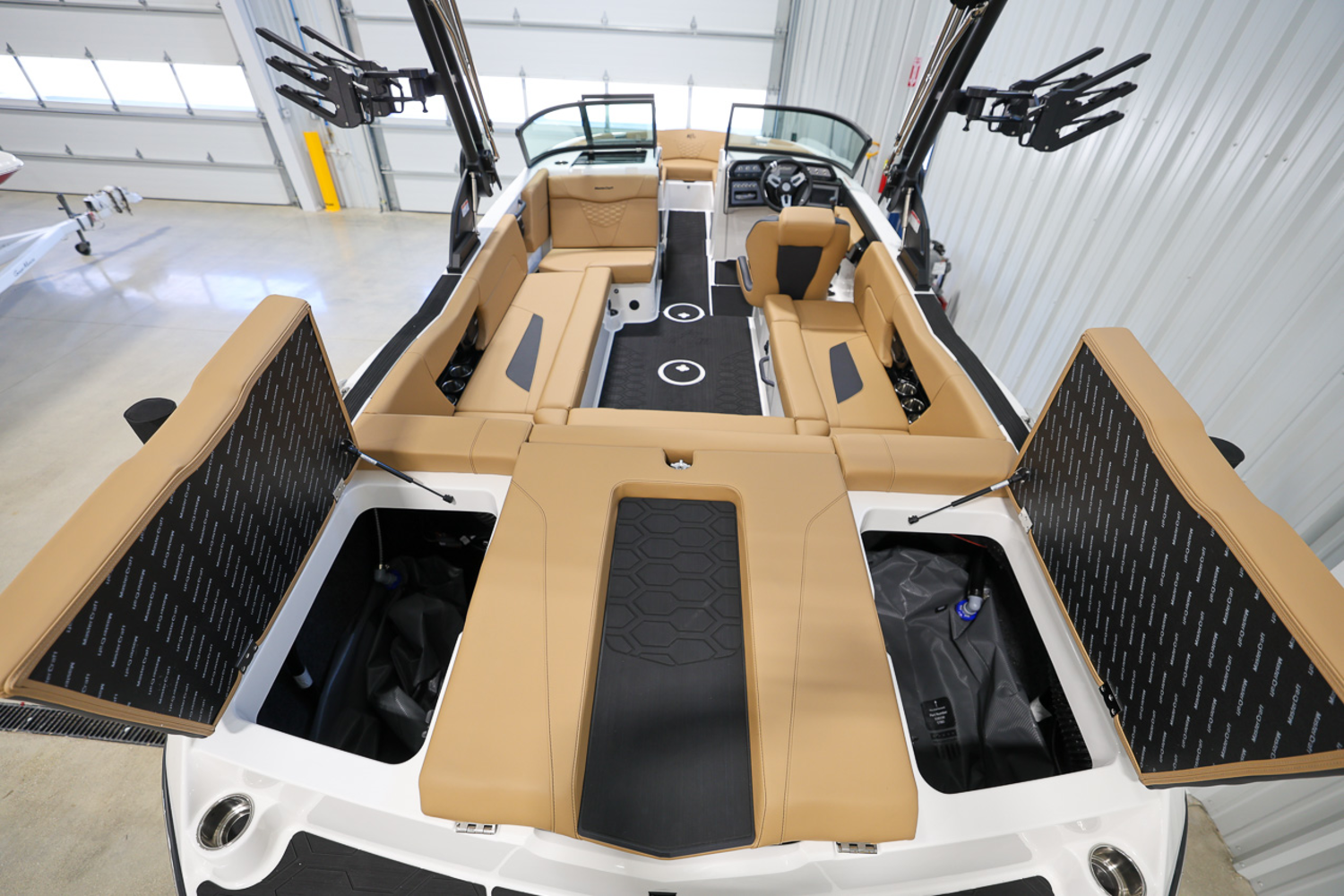 2026 MasterCraft NXT23