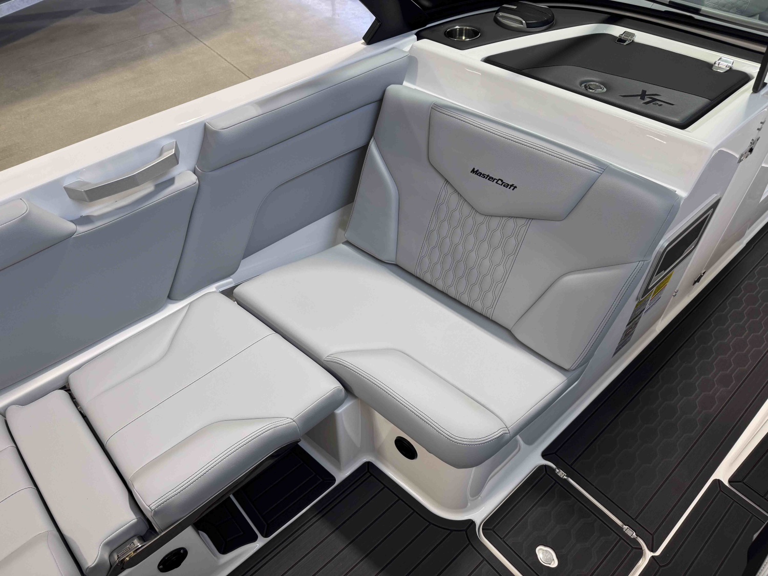 2026 MasterCraft XT24