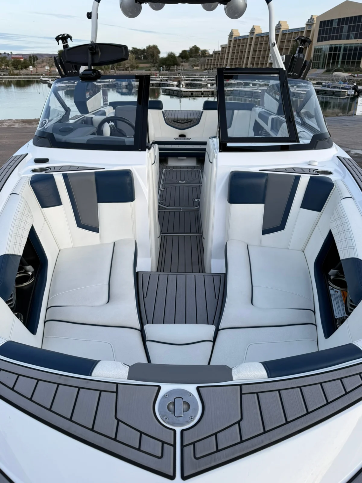 2019 Nautique Super Air G23