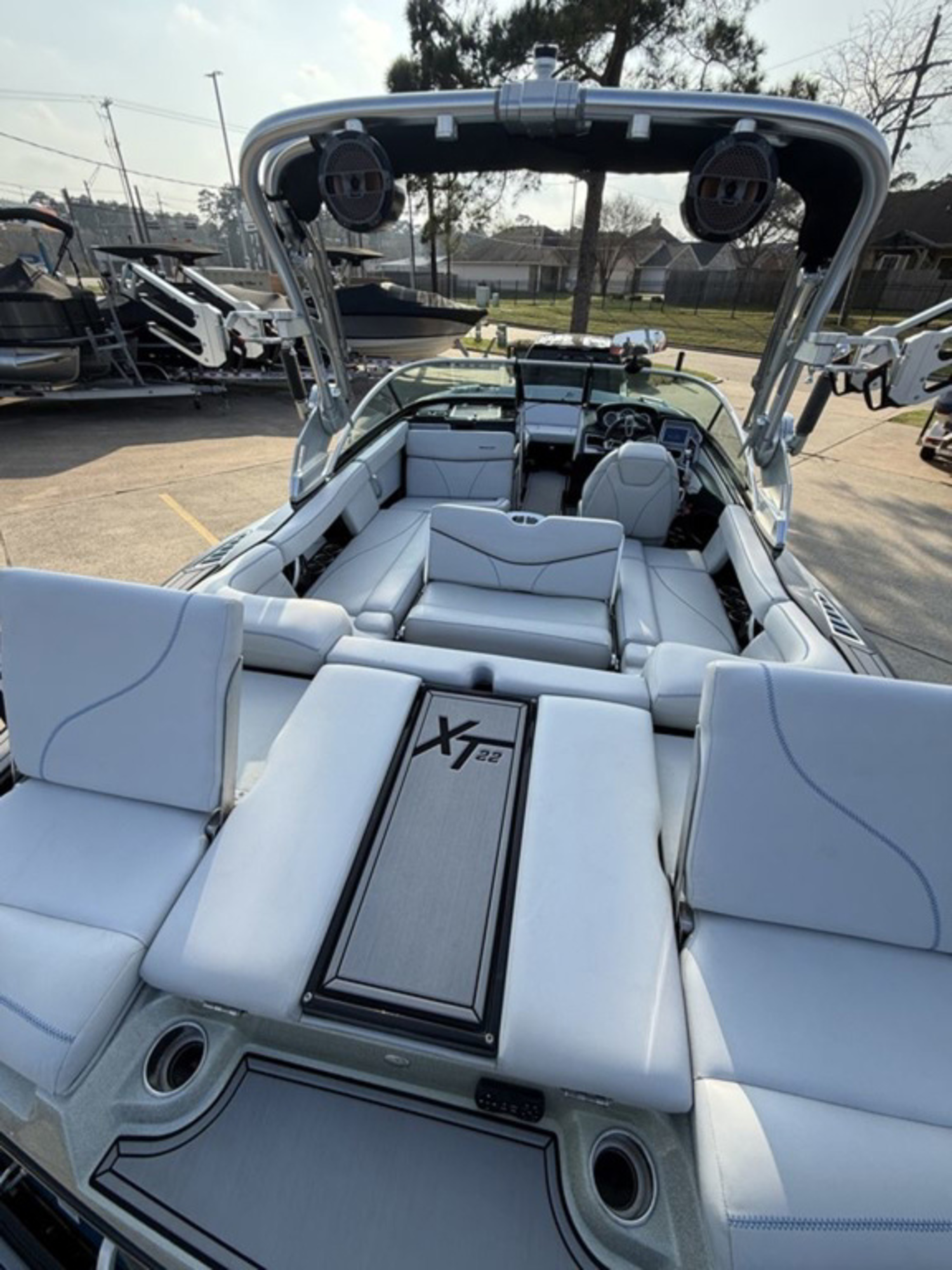 2020 Mastercraft XT22