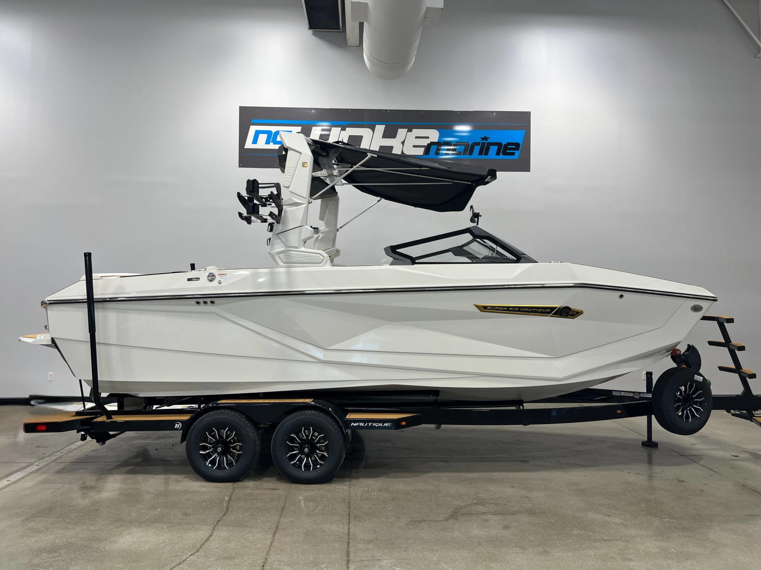2026 Nautique G23