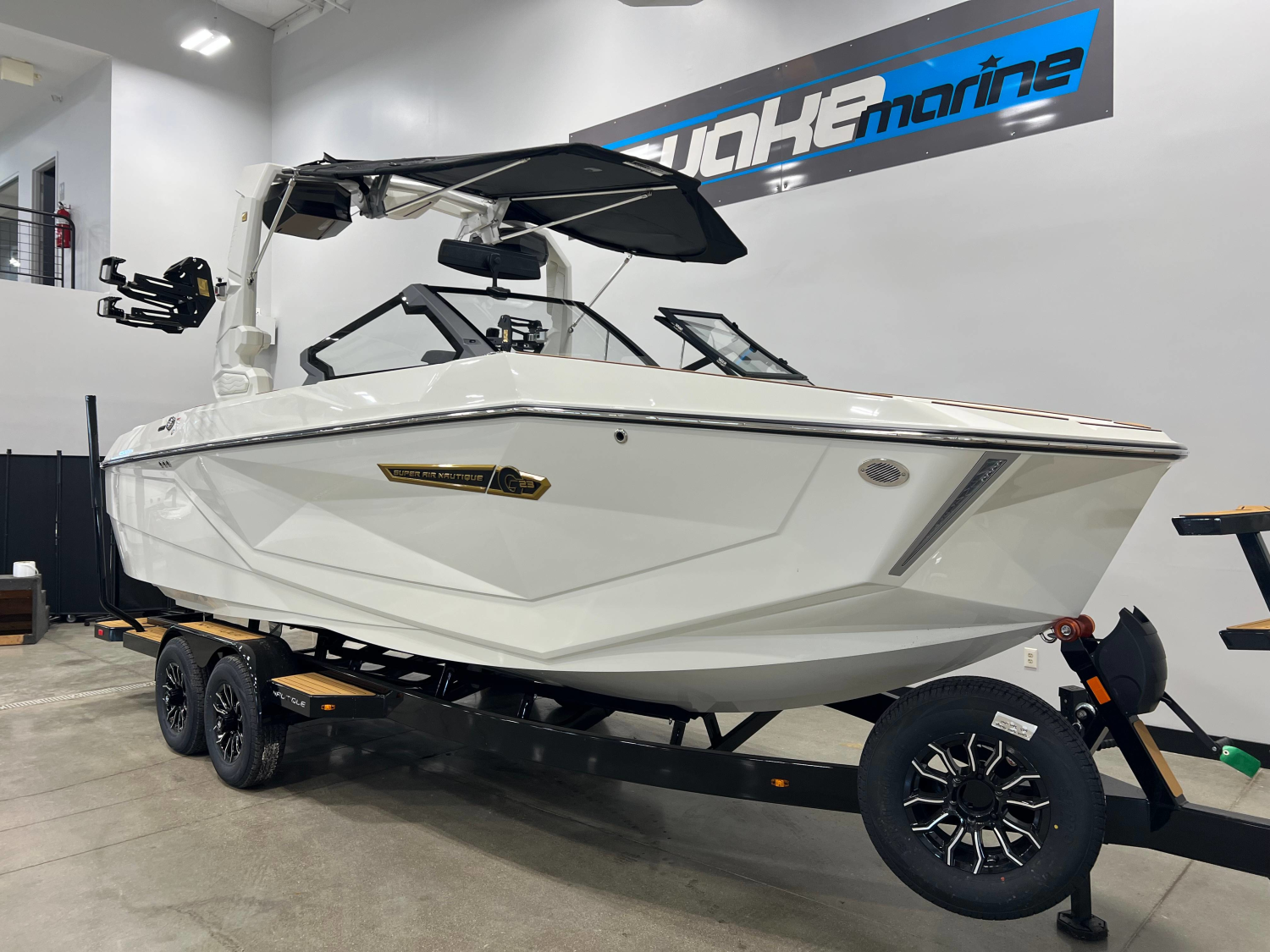 2026 Nautique G23