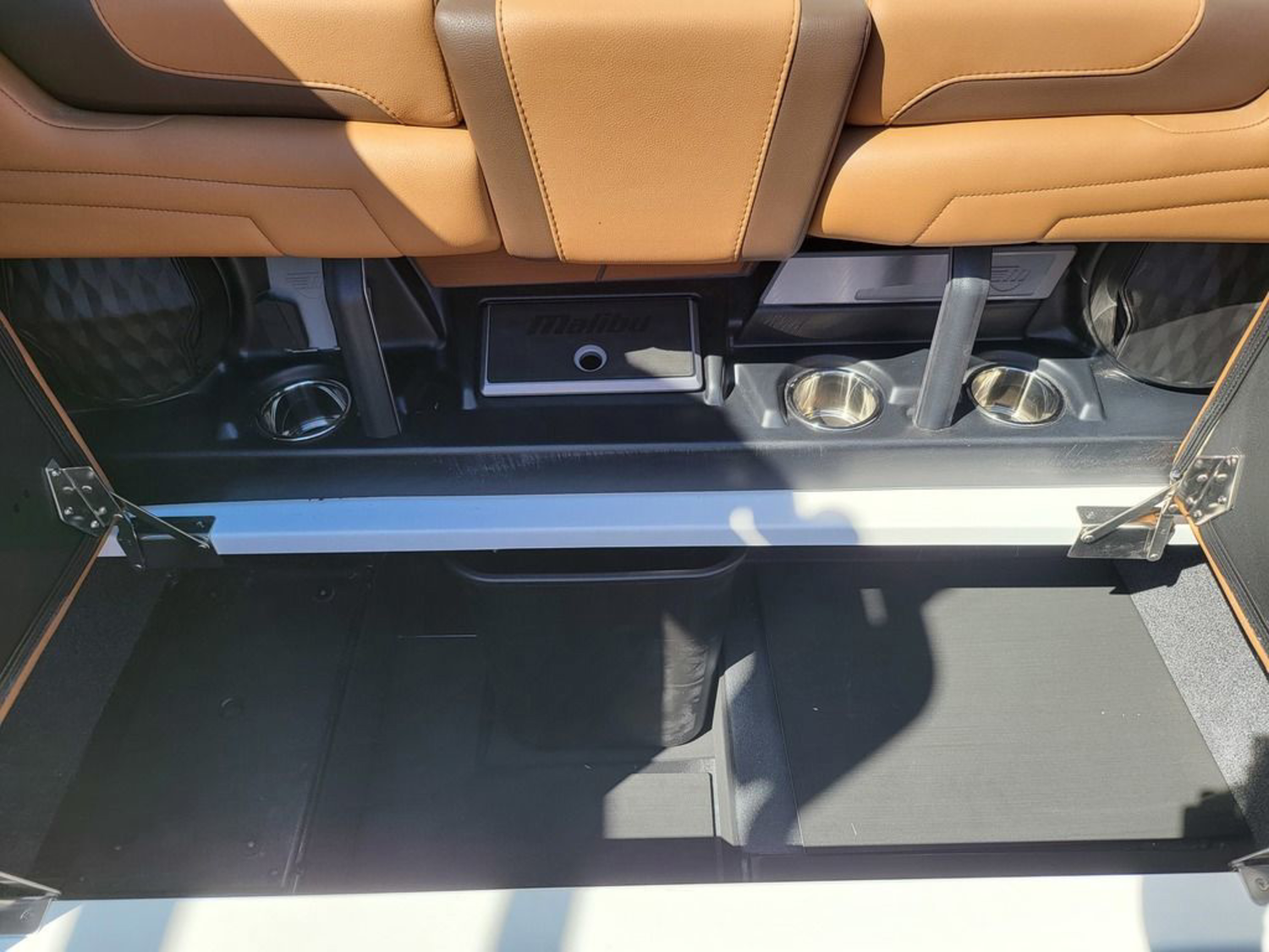 2026 Malibu Boats 25 LSV