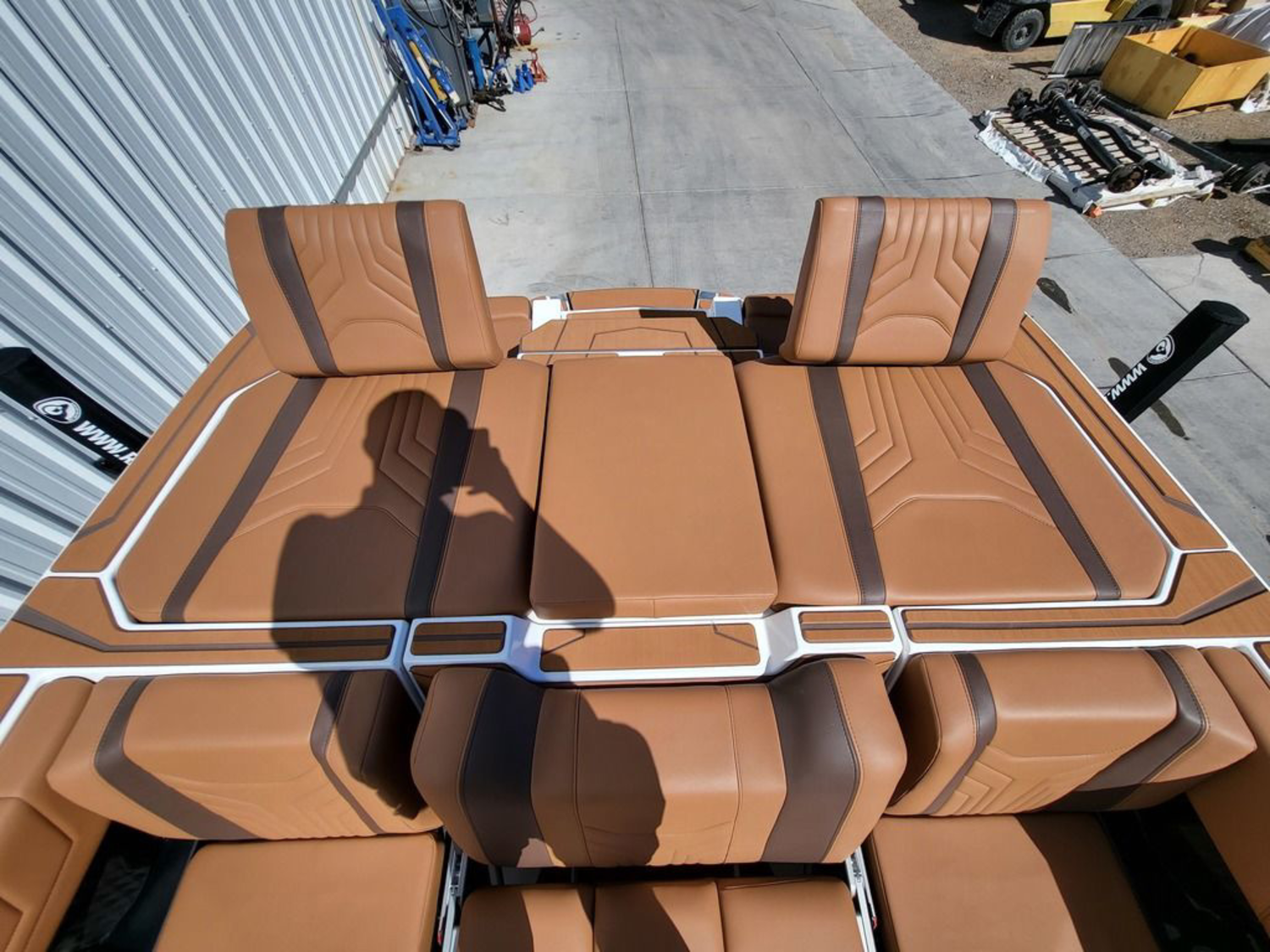 2026 Malibu Boats 25 LSV