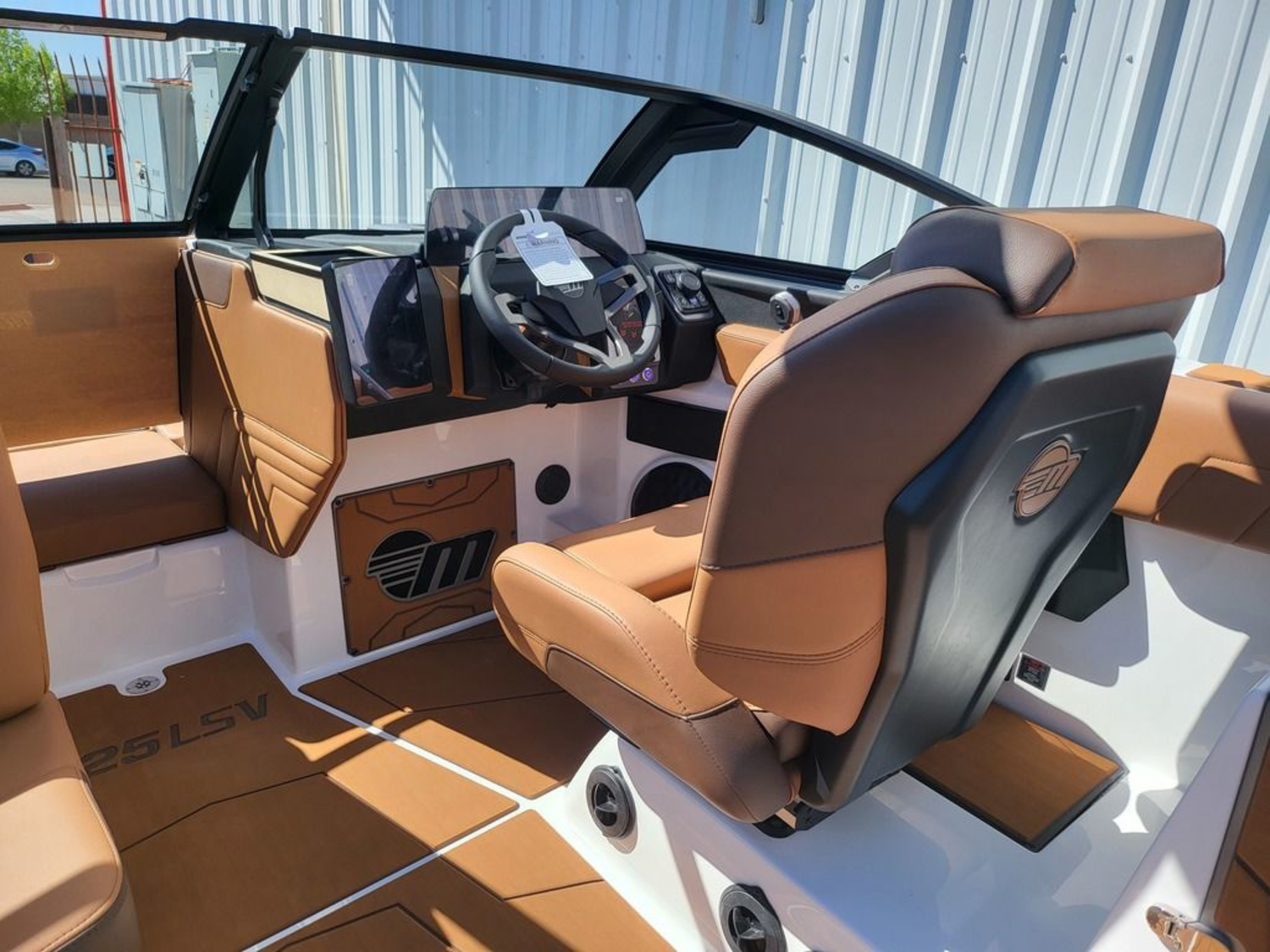 2026 Malibu Boats 25 LSV