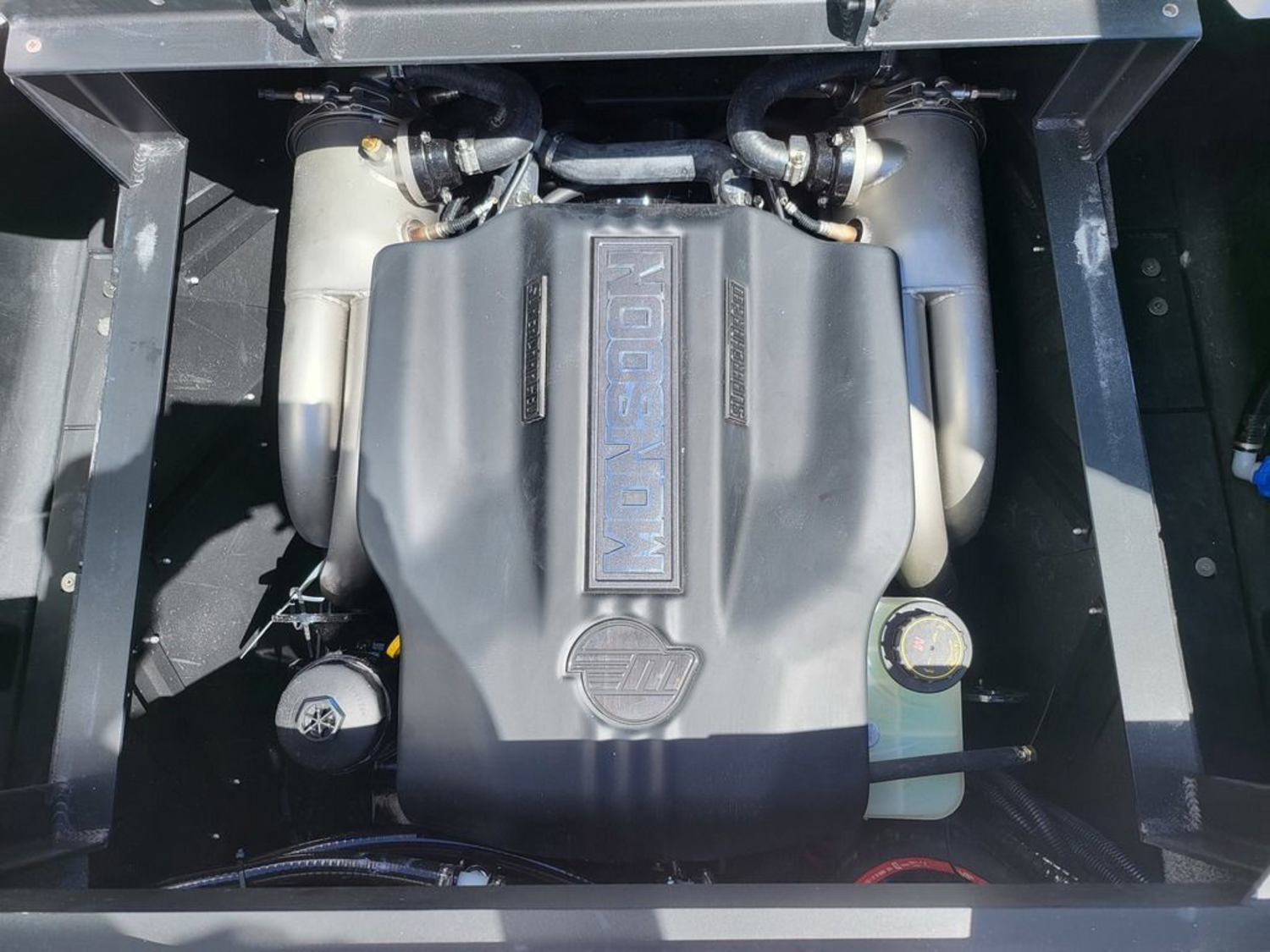 2026 Malibu Boats 25 LSV