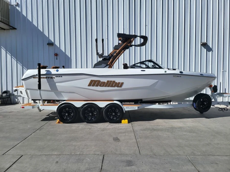 2026 2026 Malibu Boats 25 LSV *LT4* for sale in albuquerque, New Mexico