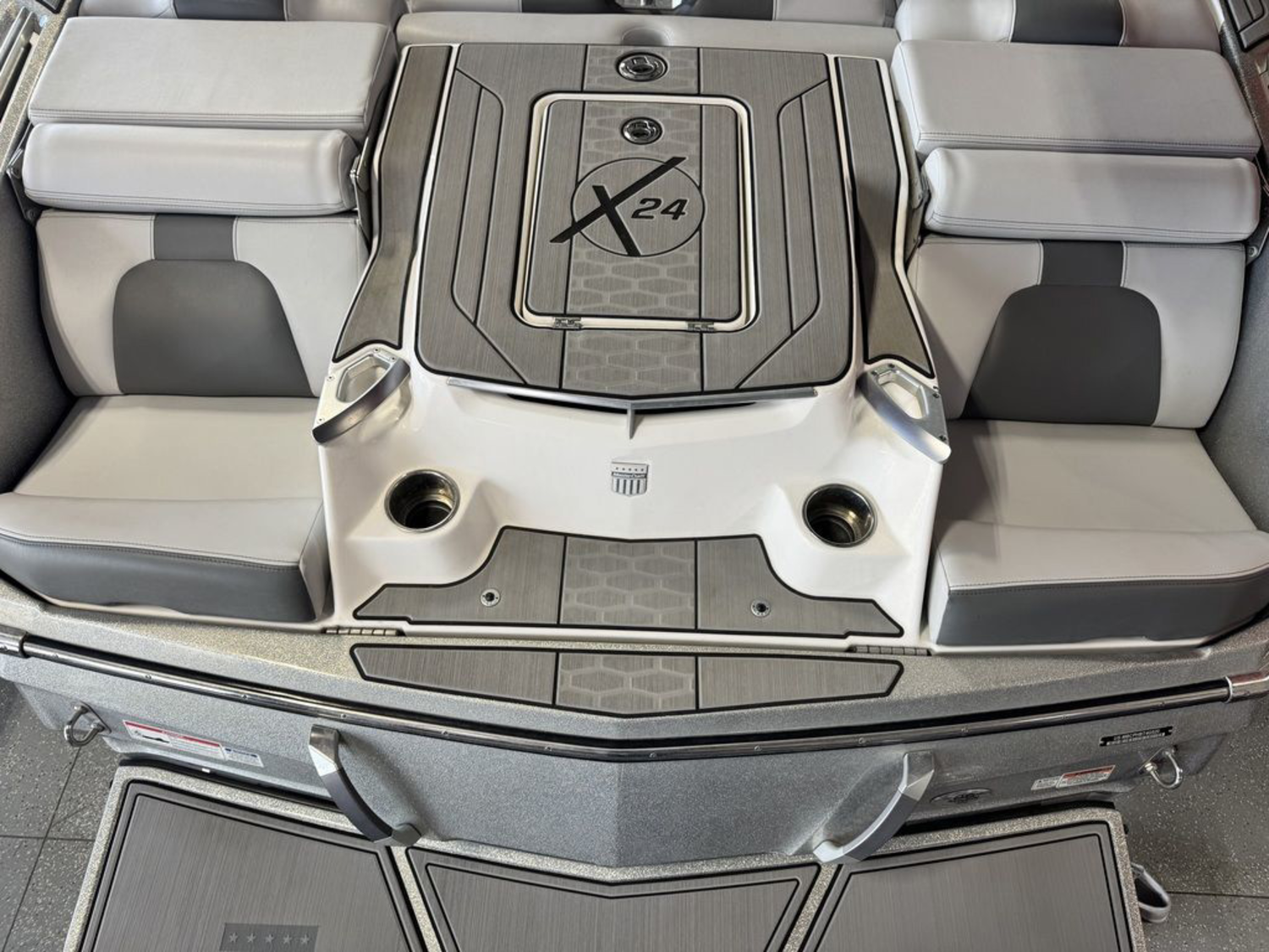 2020 Mastercraft X24