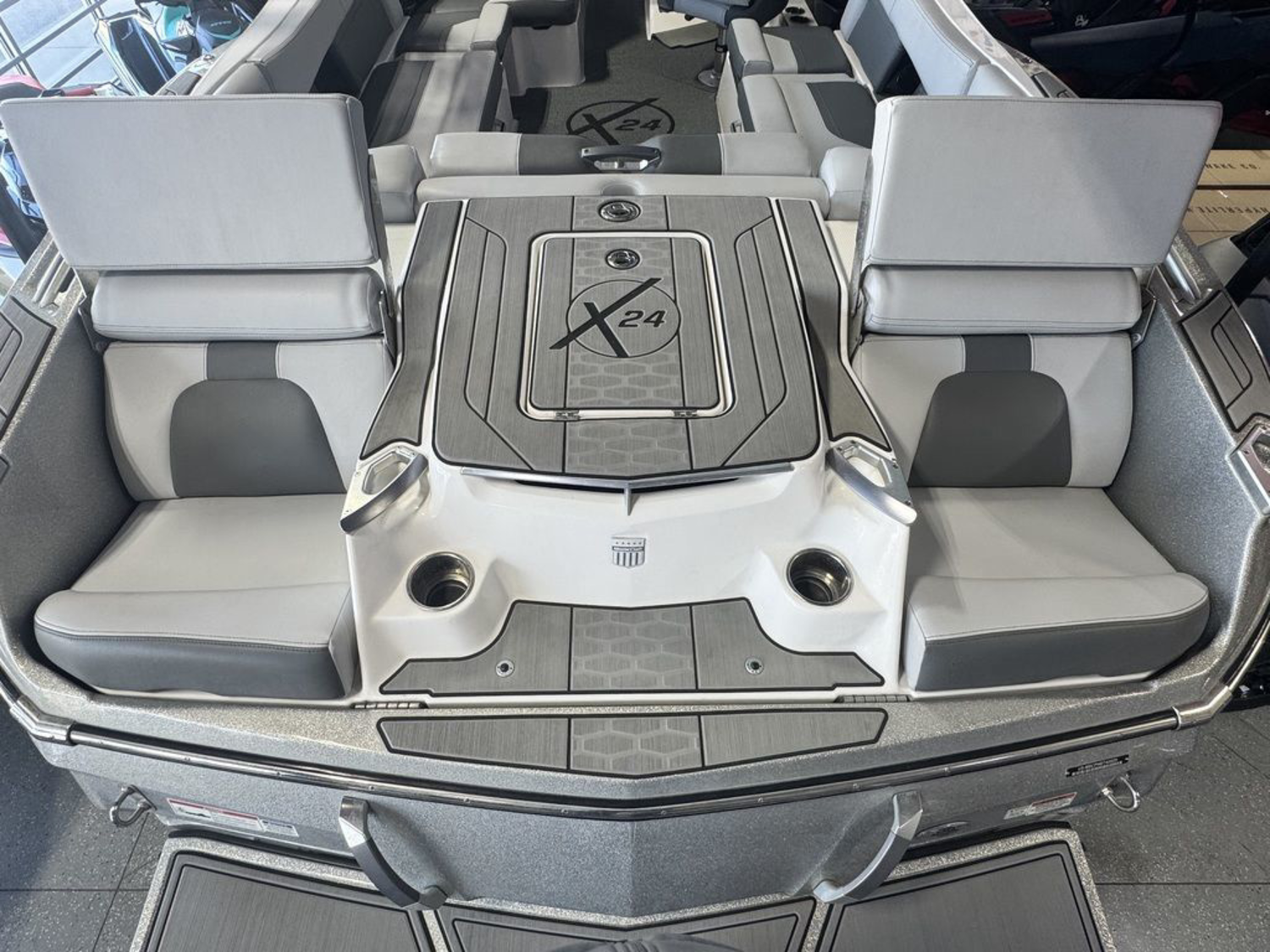 2020 Mastercraft X24