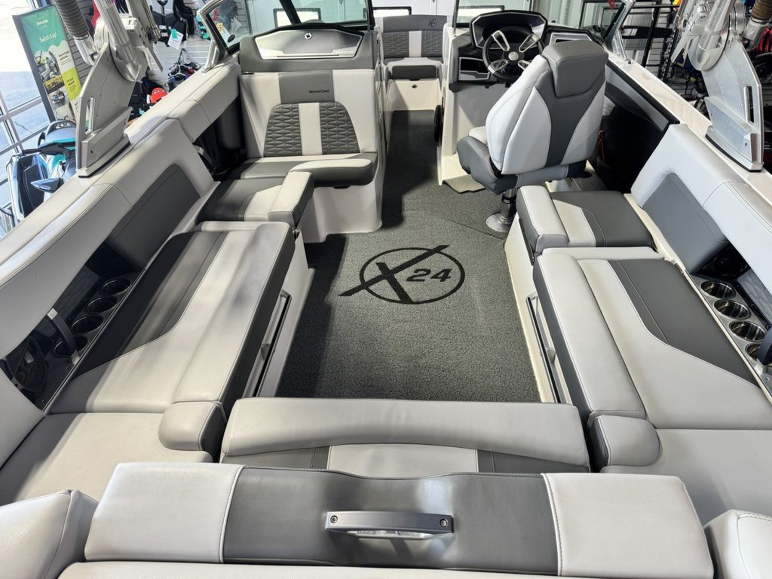 2020 Mastercraft X24