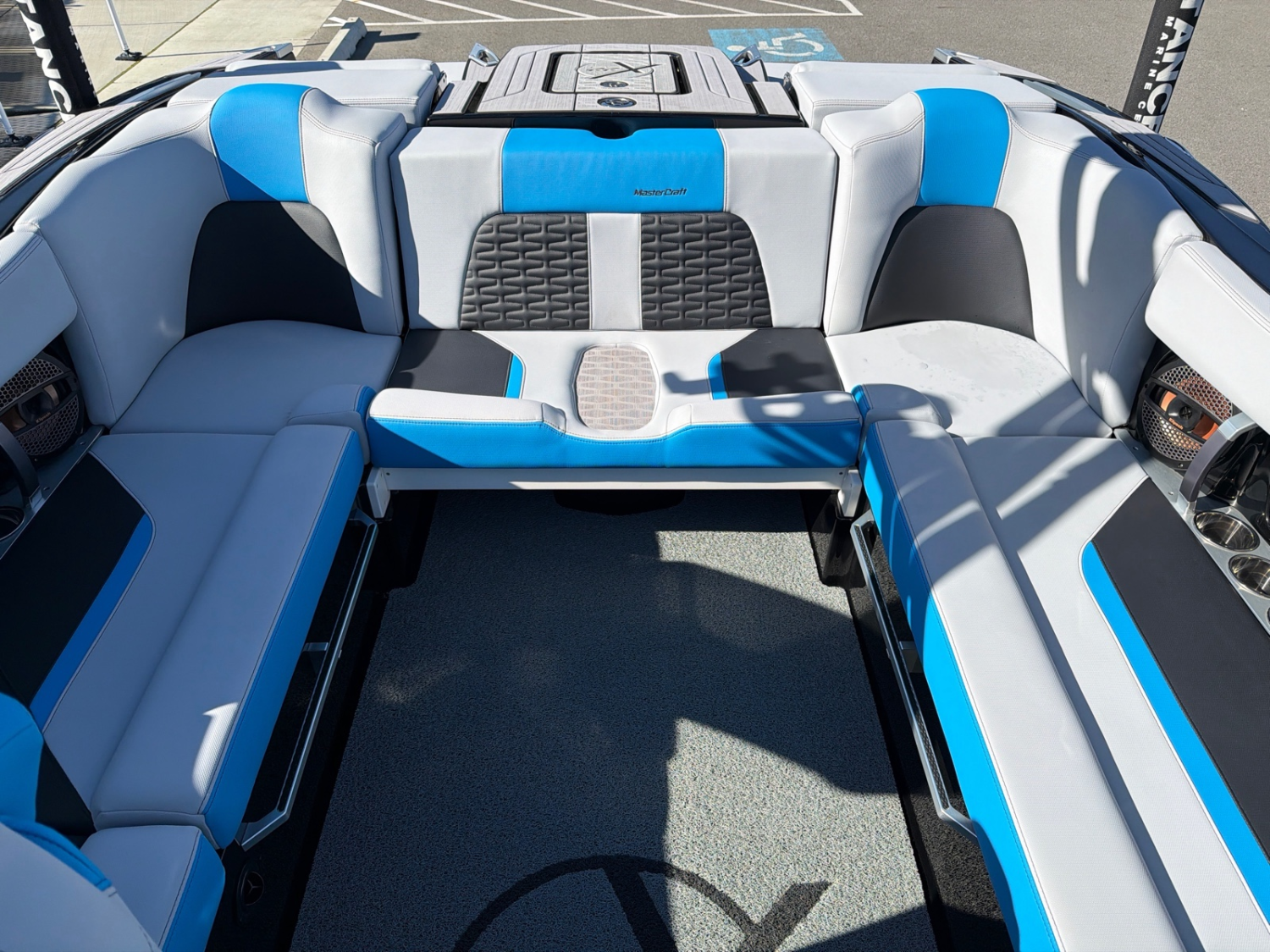 2023 MasterCraft X22