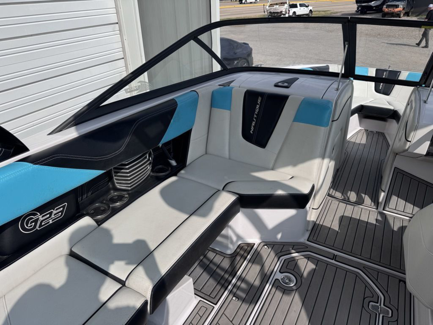 2015 Nautique G23