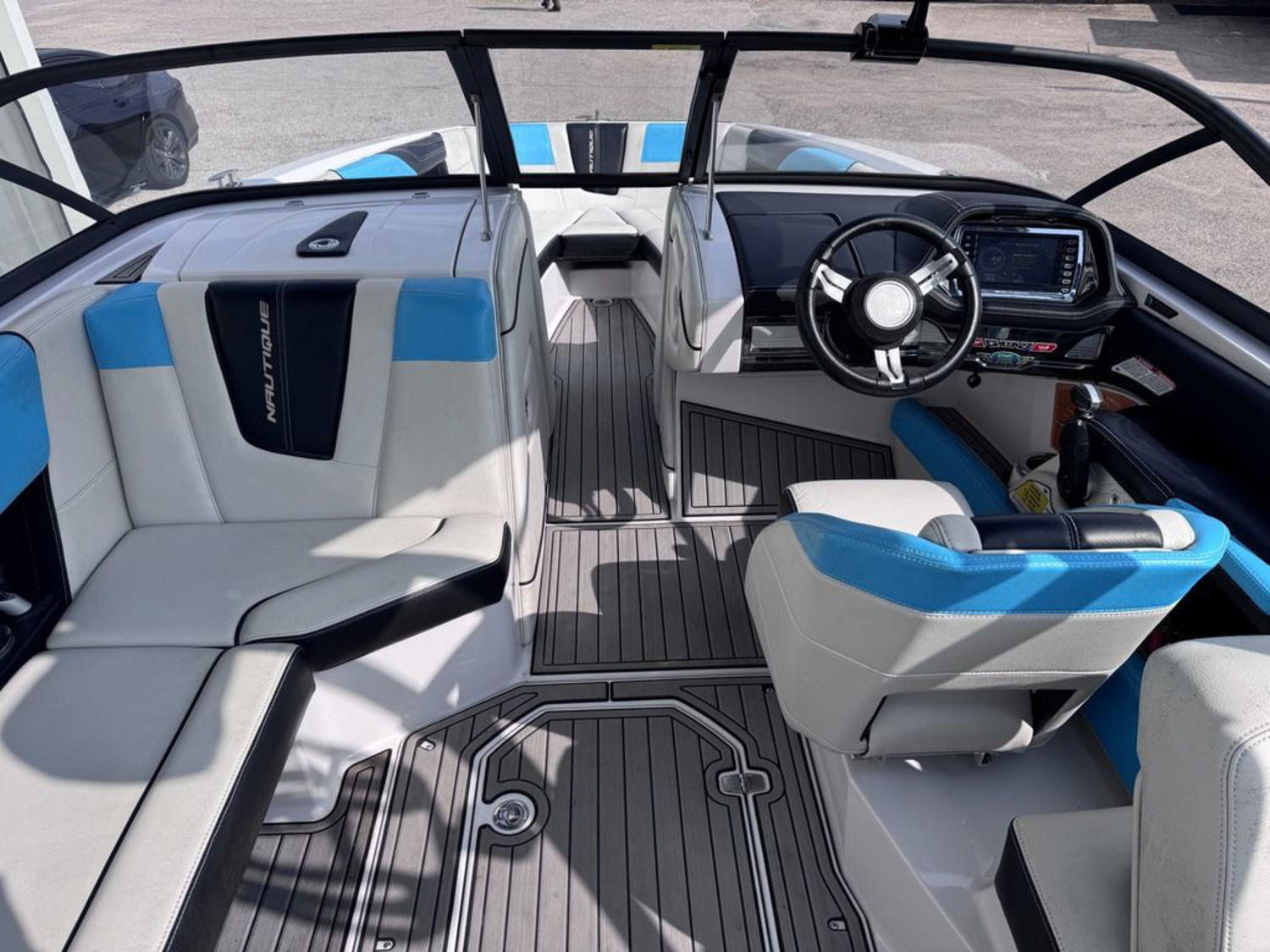 2015 Nautique G23