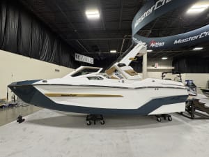 2026-mastercraft-x22-124049-image1