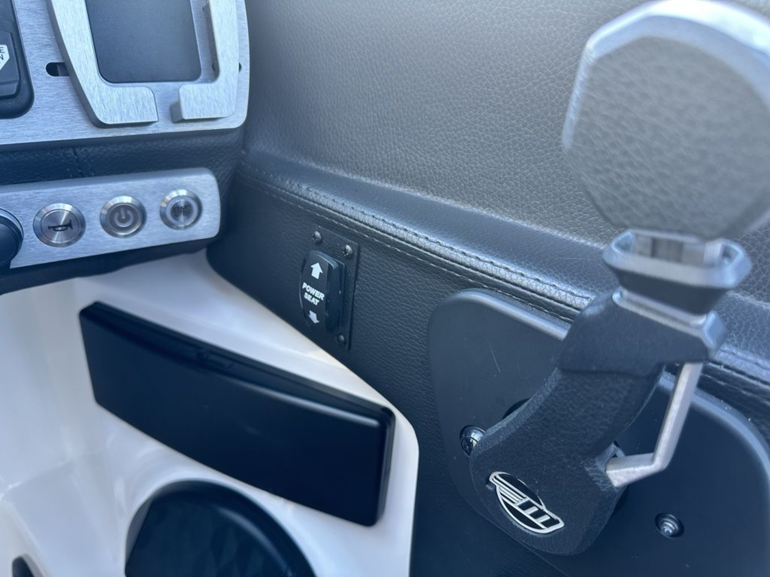 2024 Malibu Boats 23 LSV