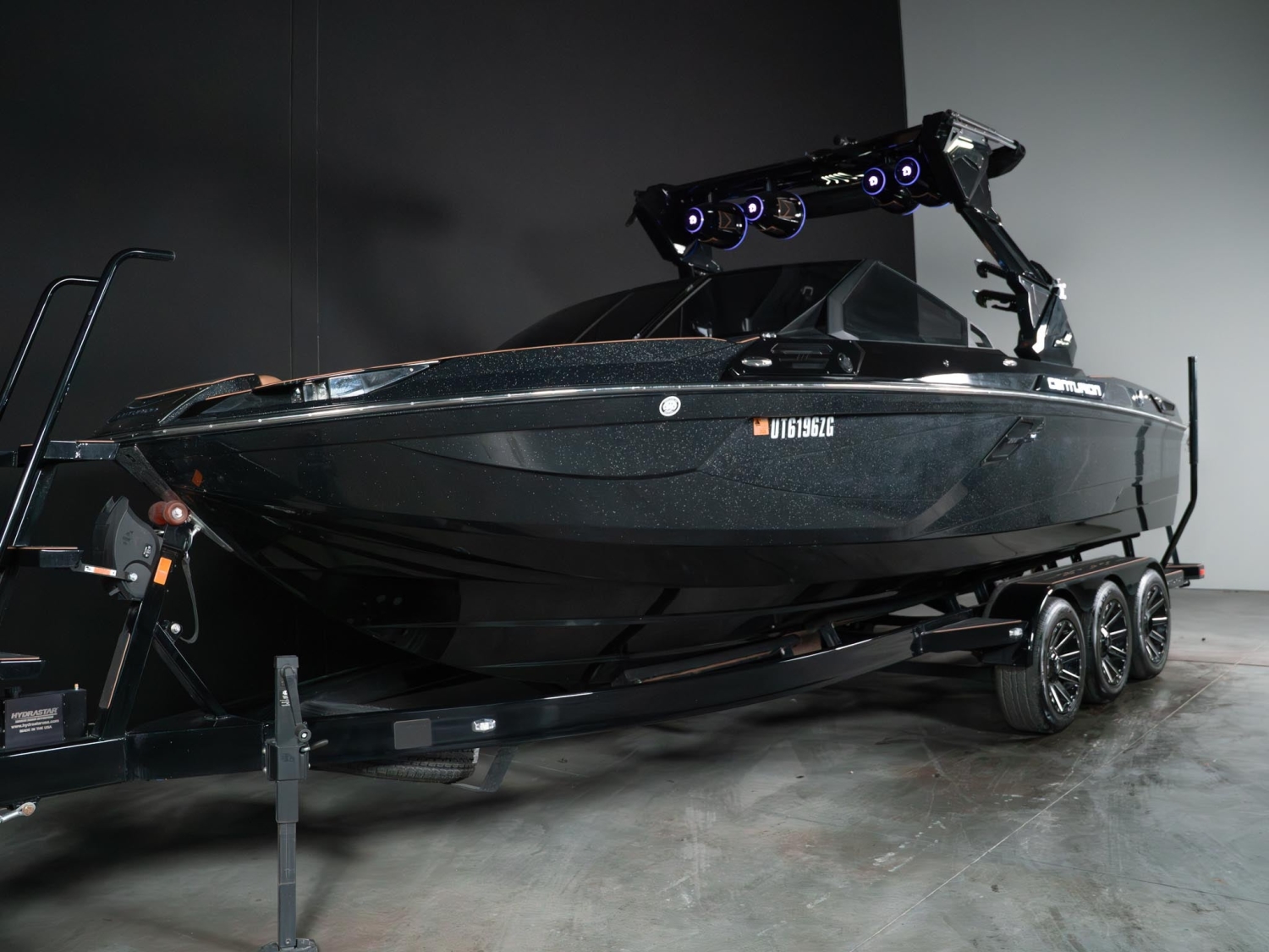 2025 Centurion Boats Ri245