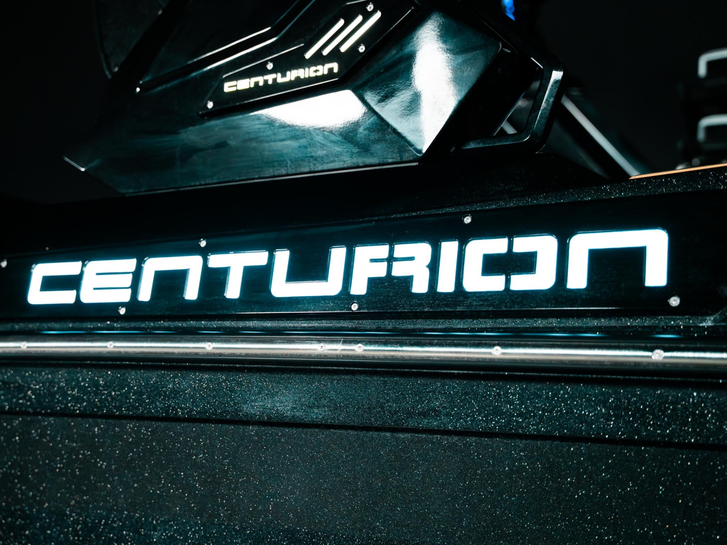 2025 Centurion Boats Ri245