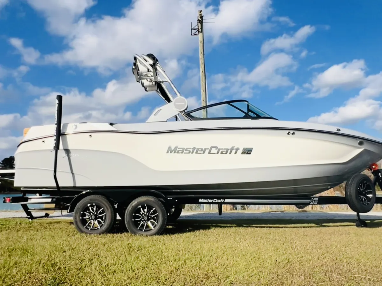 2026 MasterCraft XT23 