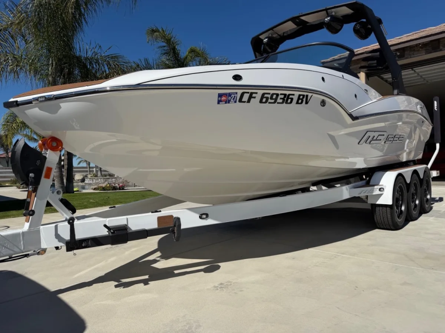 2025 MB Sports Boats B52 23 Alpha for sale in Bakersfield, California