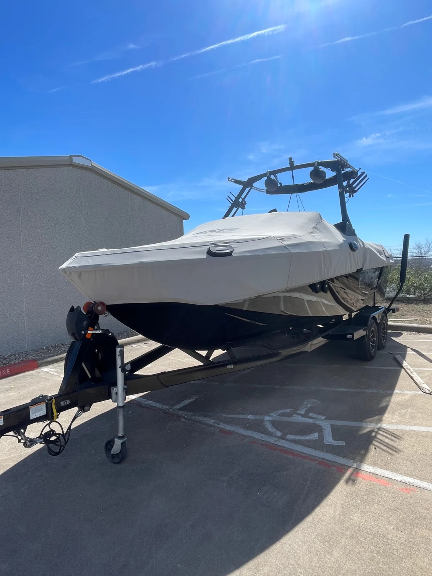 2023 Axis Boats T235