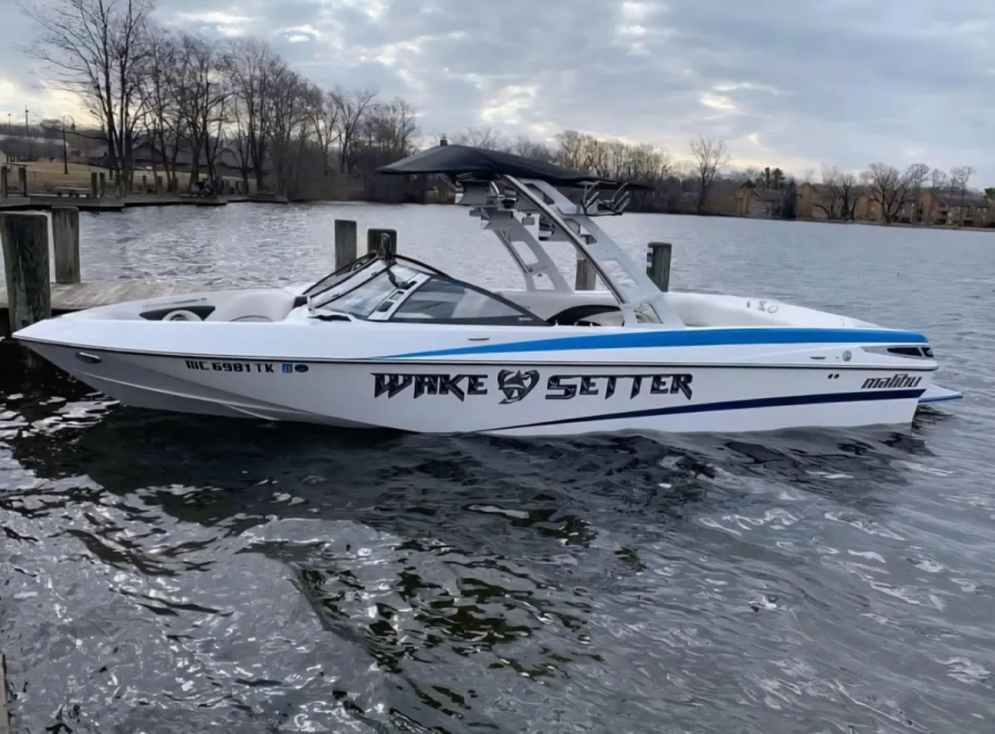 2011 Malibu Boats Wakesetter 247 LSV for sale in Howell, Michigan