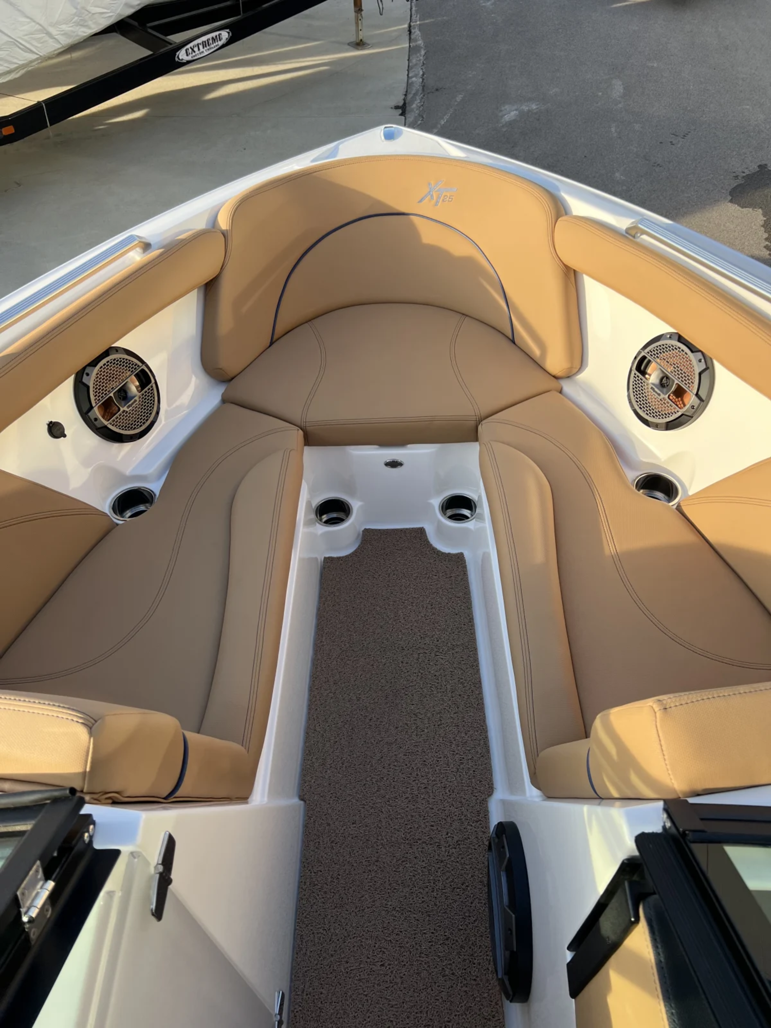 2022 MasterCraft XT25 