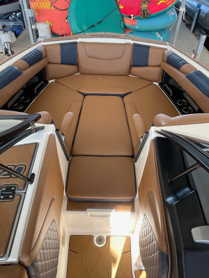 2022 Malibu Boats M220 for sale in austin, Texas