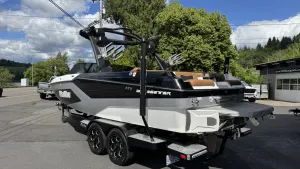 2024-malibu-wakesetter-23-lsv-124150-image3_225357.webp