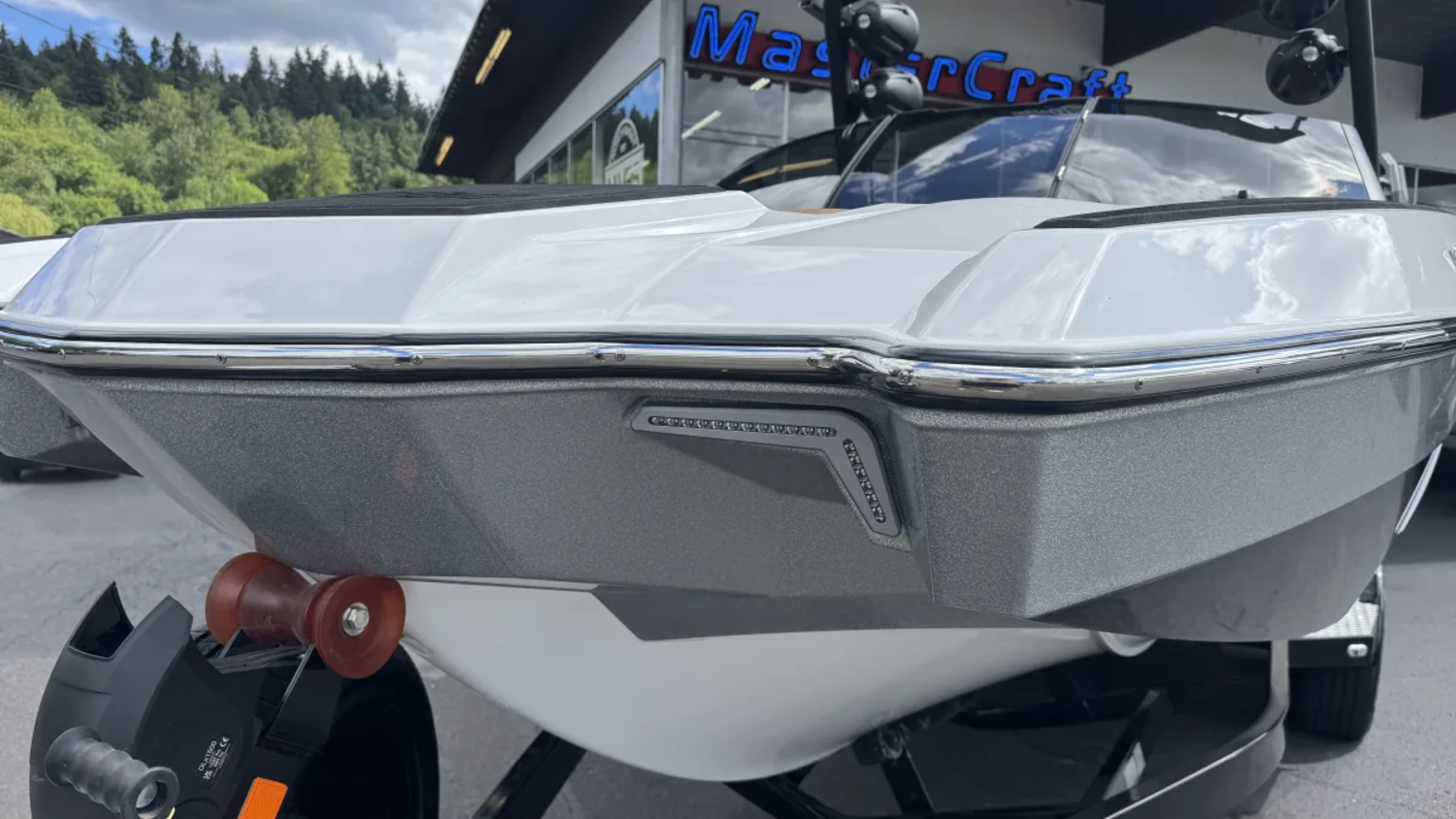 2024 Malibu 23 mxz