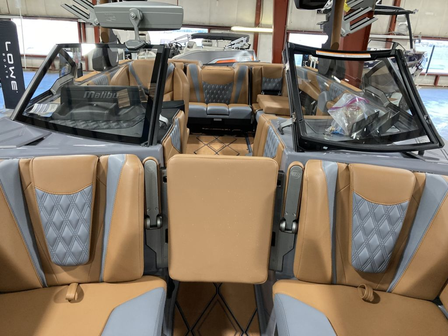 2026 Malibu Boats M242