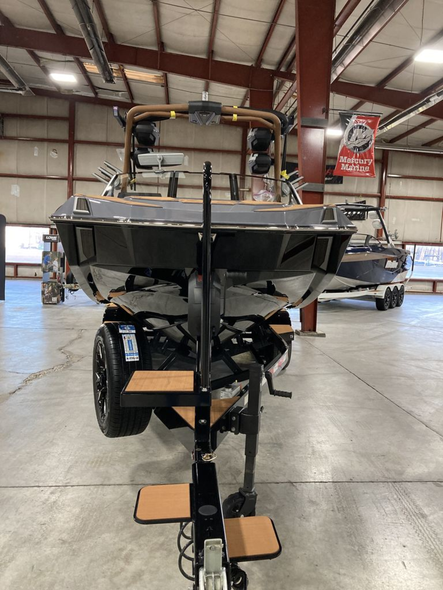 2026 Malibu Boats M242