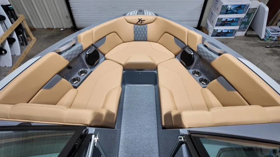 2026-mastercraft-xt23-124187-image22