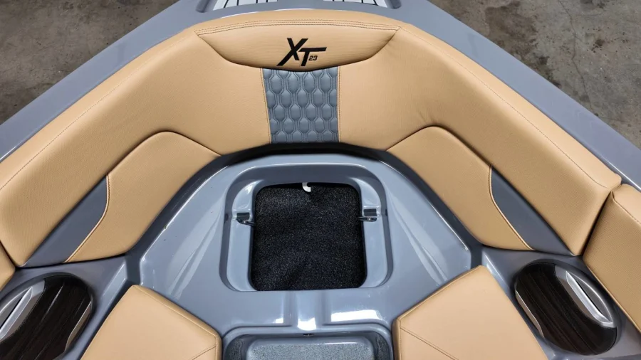 2026-mastercraft-xt23-124187-image28