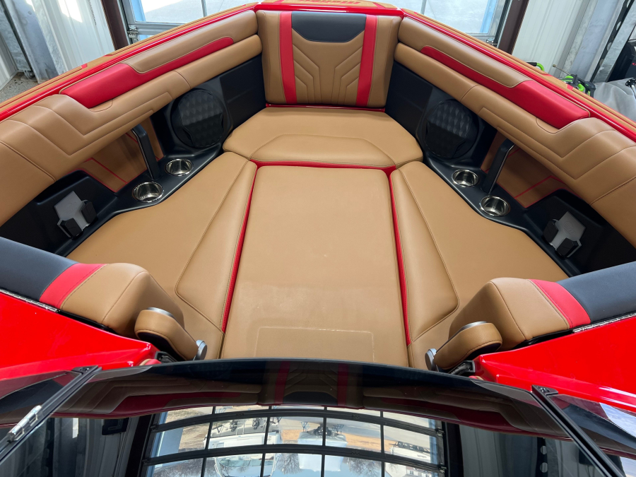 2025 Malibu Boats Wakesetter 25 LSV for sale in Hazelwood, Missouri