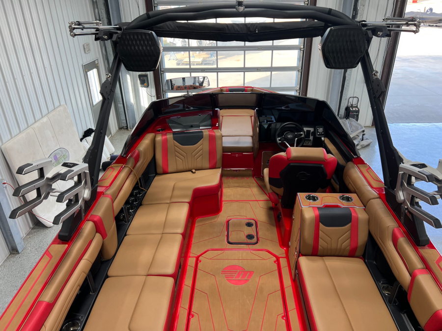 2025 Malibu Boats Wakesetter 25 LSV for sale in Hazelwood, Missouri