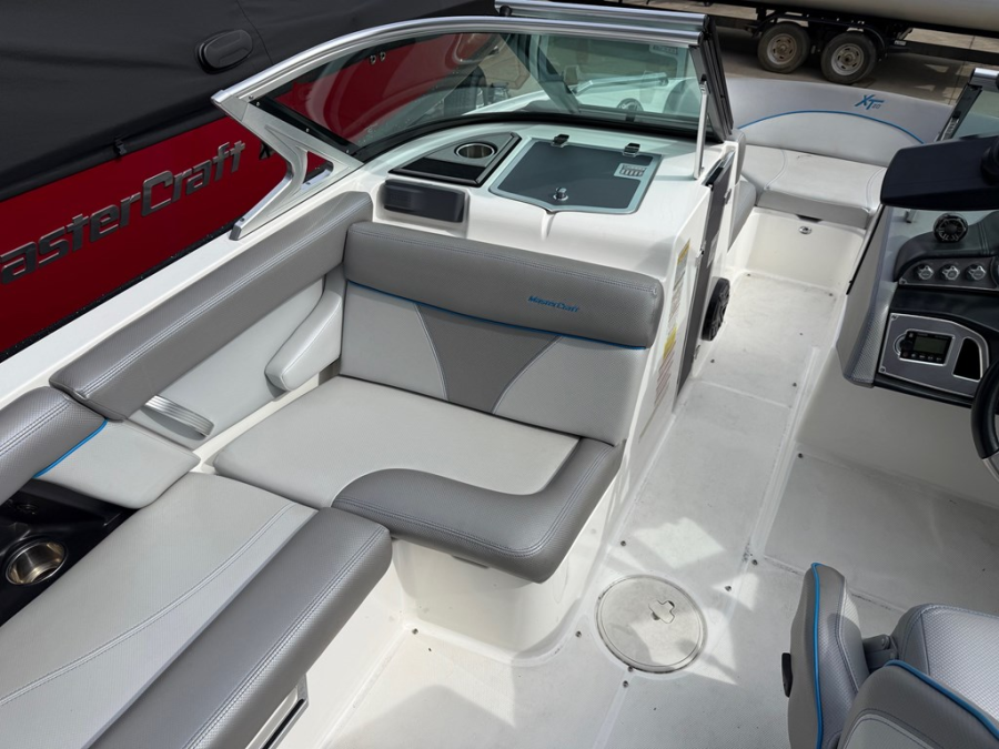 2017 Mastercraft Boats XT20 for sale in , 