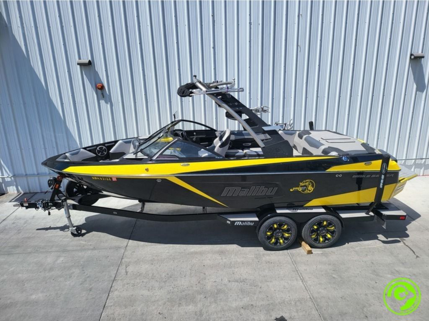 2018 Malibu Boats 23 LSV