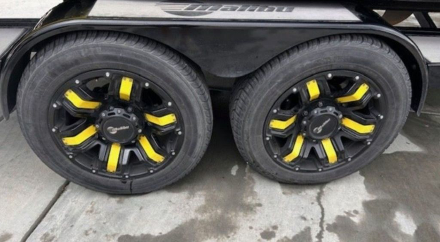 2018 Malibu Boats 23 LSV