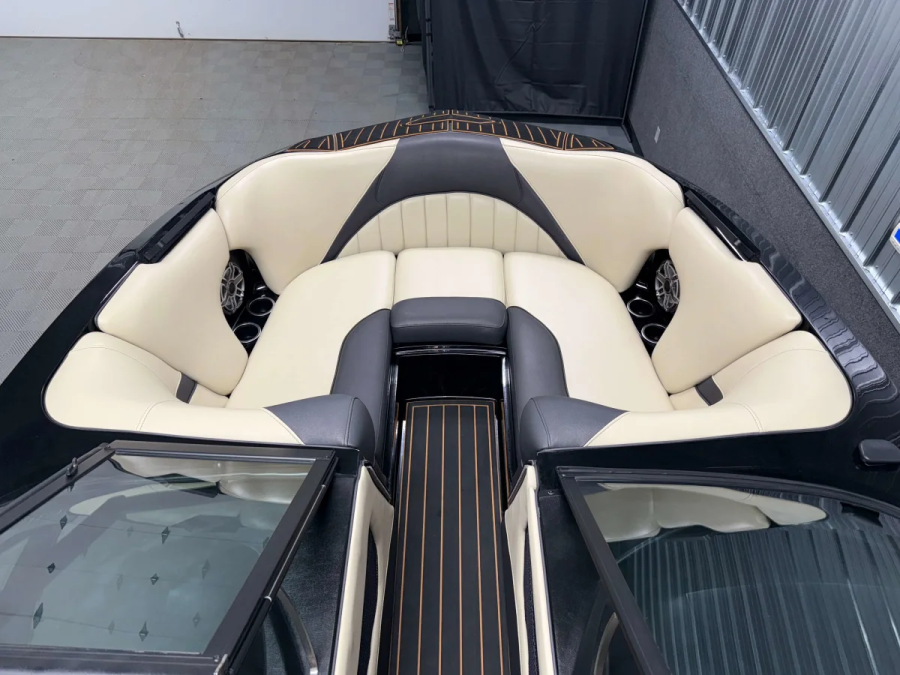 2021 MB Sports Boats B52 23 for sale in Wayland, Michigan