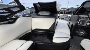 2012 Axis Boats A22 for sale in LAKE OZARK, Missouri