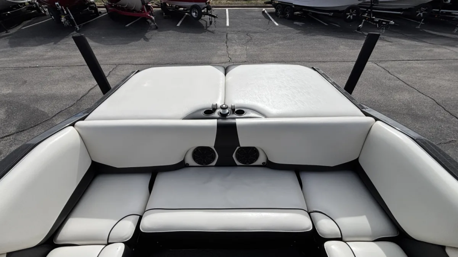 2012 Axis Boats A22 for sale in LAKE OZARK, Missouri