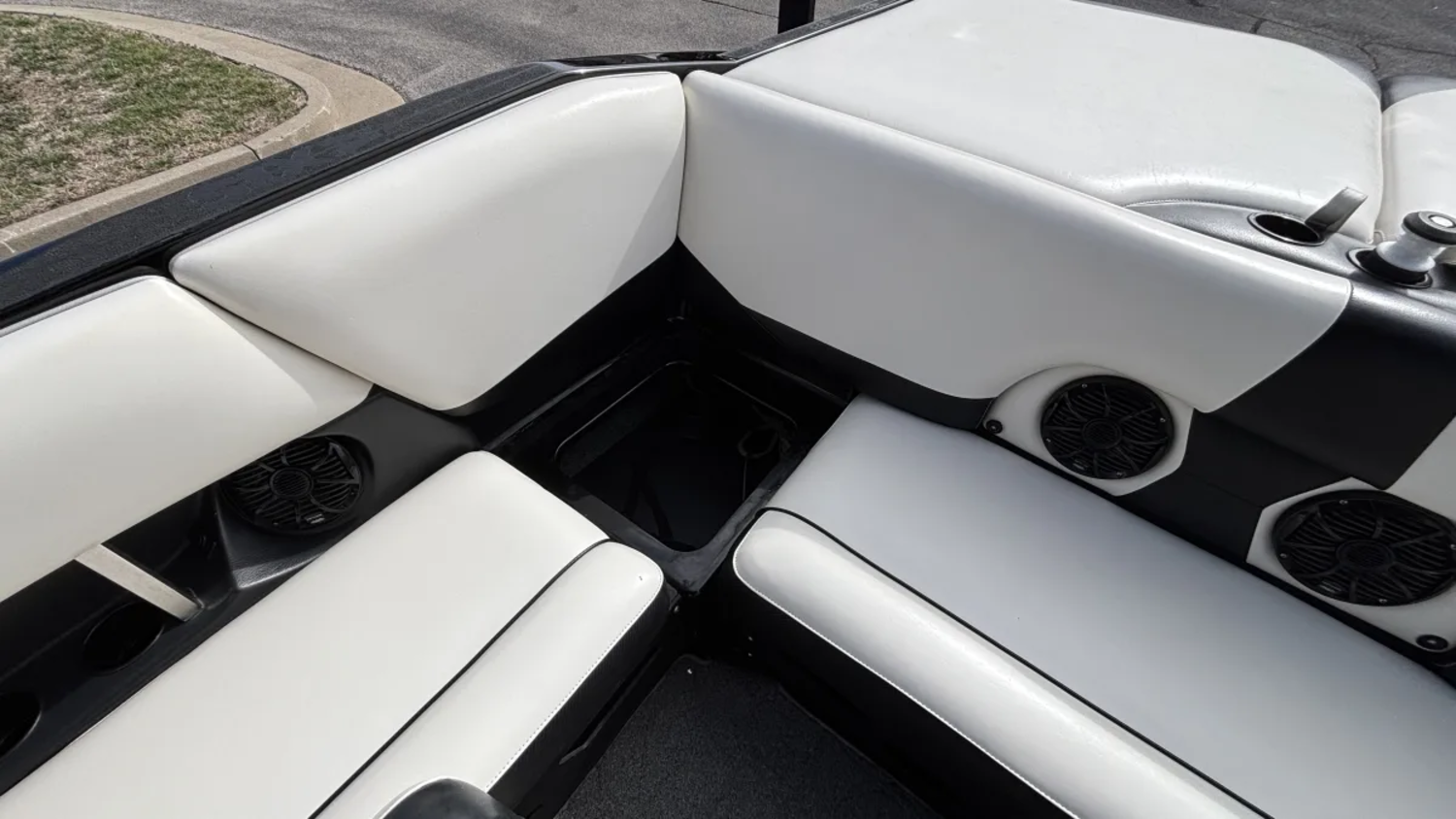 2012 Axis Boats A22 for sale in LAKE OZARK, Missouri