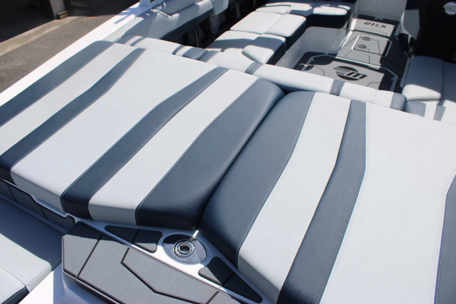 2026 Malibu Boats 21 LX for sale in New Braunfels, Texas