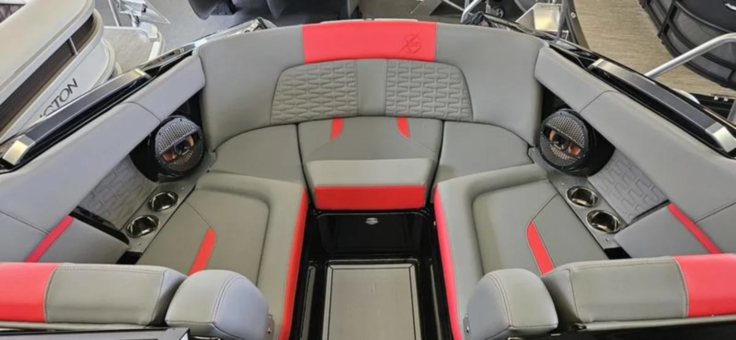 2025 MasterCraft X22