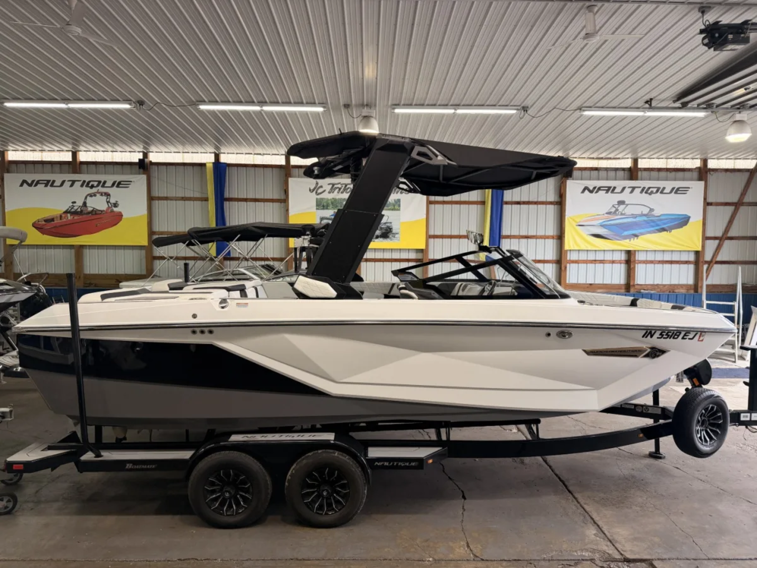 2022 Nautique G23
